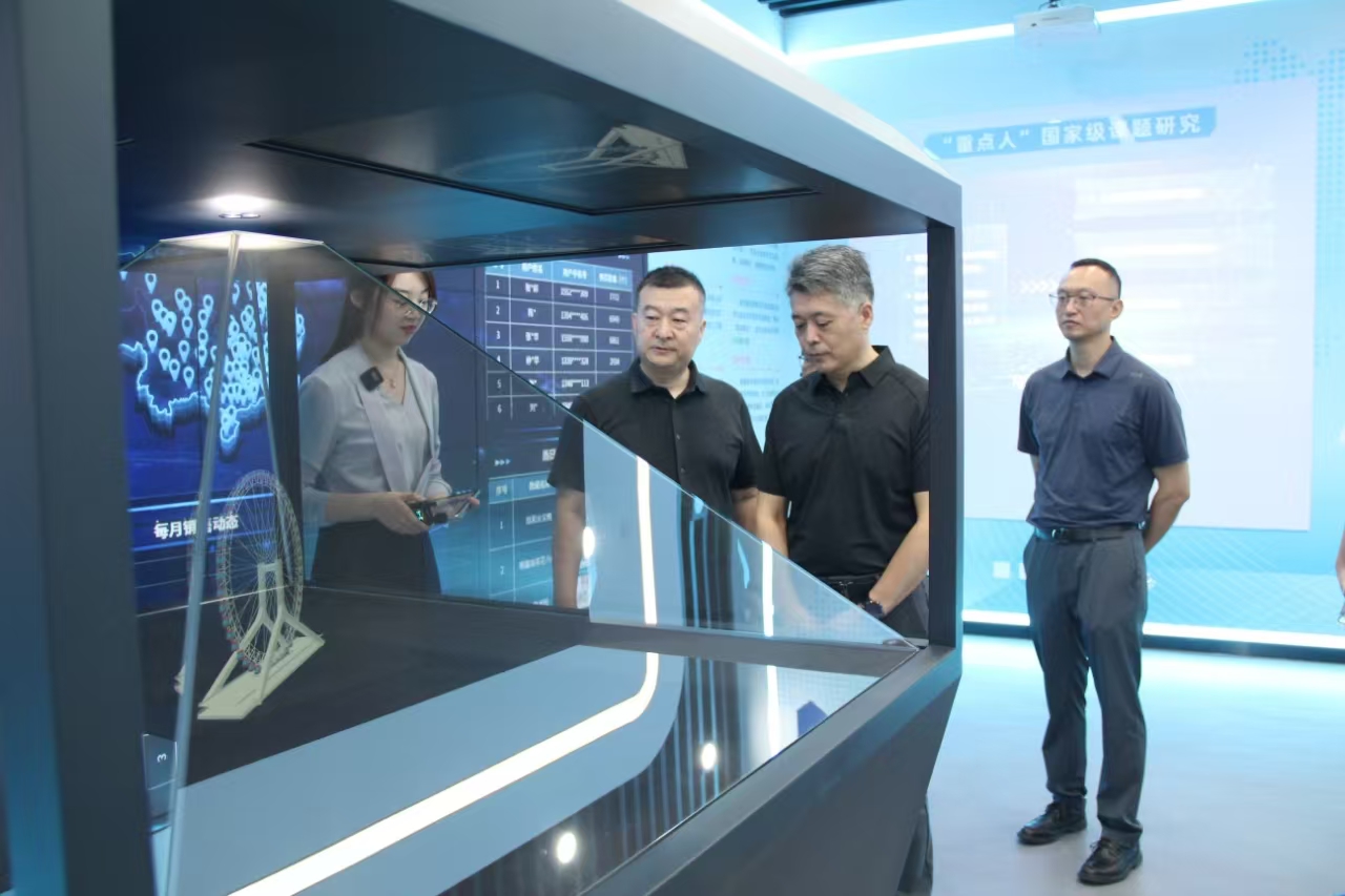 天津工業大學黨委副書記張玉波一行赴津投資本所屬天數集團開展訪企拓崗活動